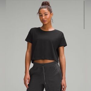 Lululemon Cates T-shirt in black